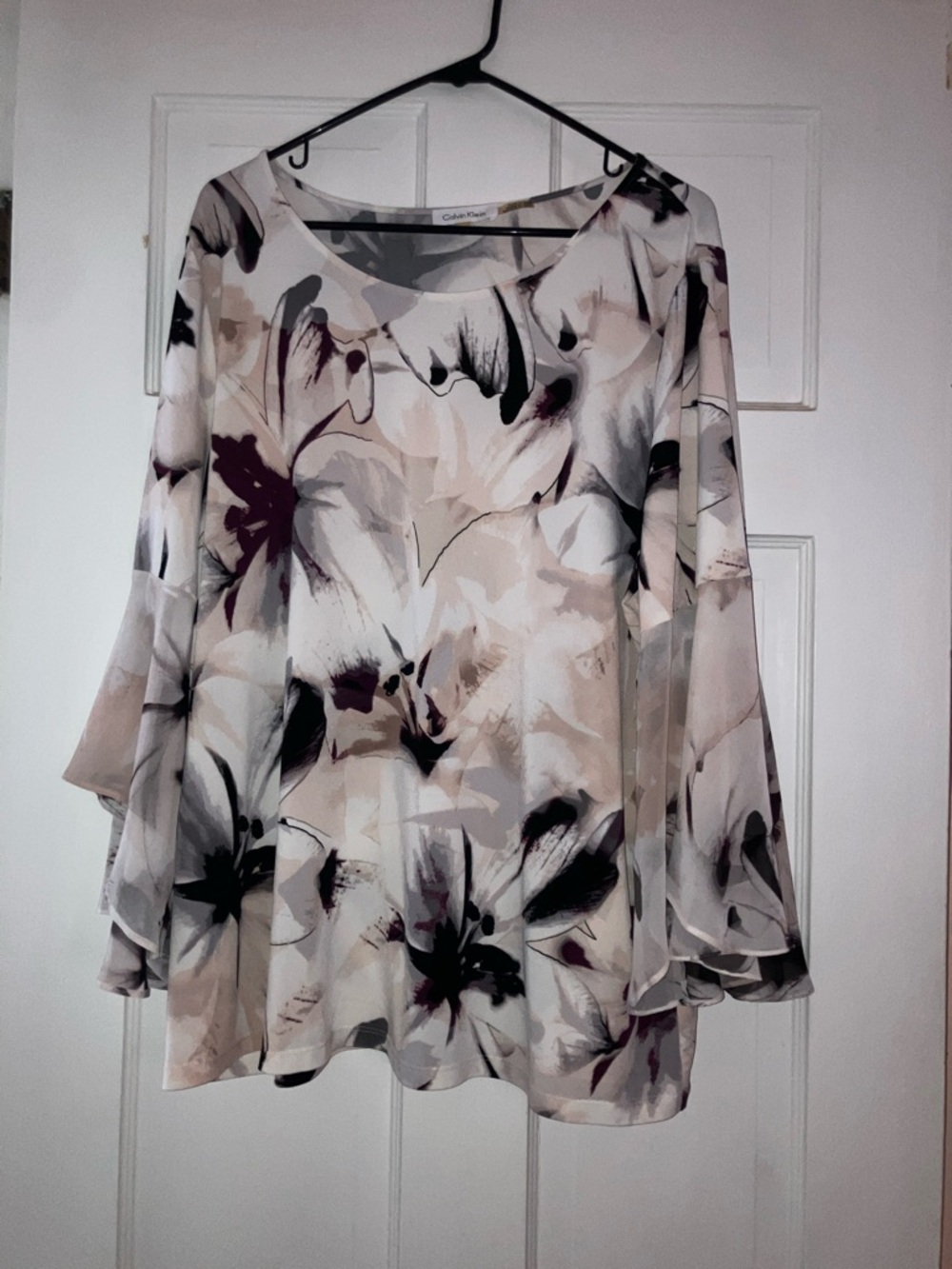 Calvin Klein Cream Floral Bell-Sleeve Blouse with Taupe and Burgundy Accents